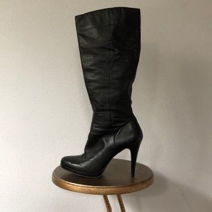 Nine West black high heeled knee boots sz 11
